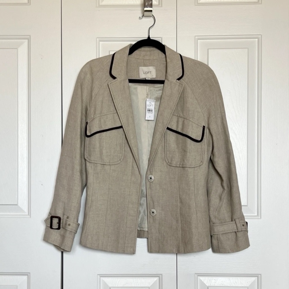 LOFT Linen Blazer Size 8 Tan Trim Buckle Cuff Accent Lightweight Summer Workwear